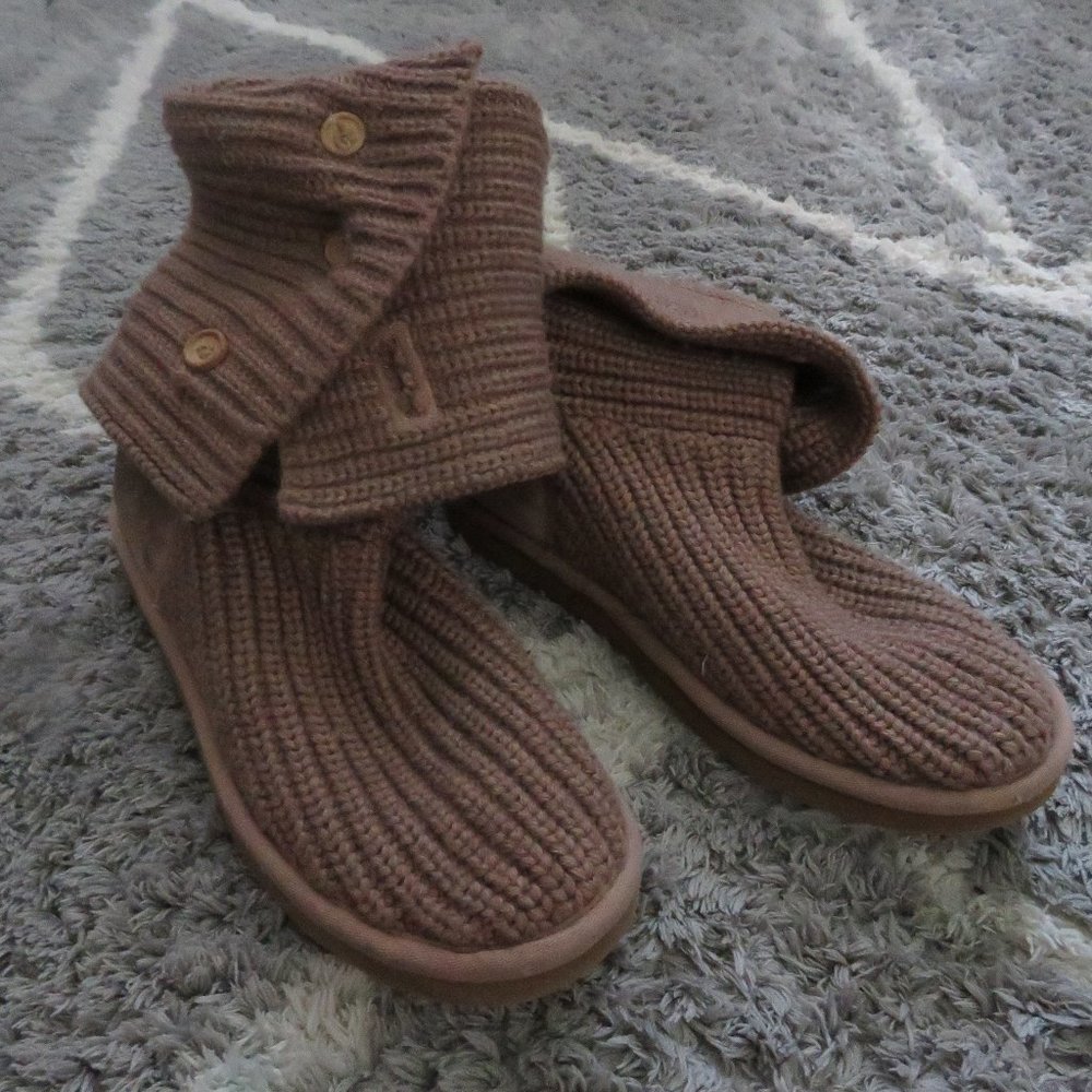 UGG Cardy Boots Tan Size 7 USED